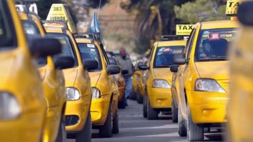 Neuqu N Lanza Cr Dito Complementario Para Renovar La Flota De Taxis