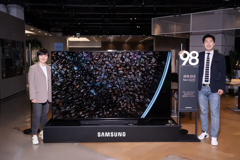 Te sobran 32.000 euros? Samsung acaba de presentar esta locura de televisor  de 98 pulgadas