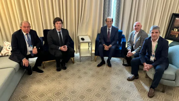 El Jefe de Gabinete y el Embajador argentino se reunieron con el Ministro de Inversiones de Arabia Saudita thumbnail