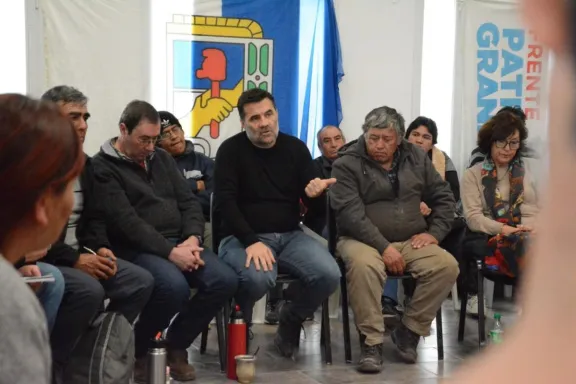 Darío Martínez: “Nos preocupa la ausencia del Estado Nacional y Provincial en el norte neuquino” thumbnail