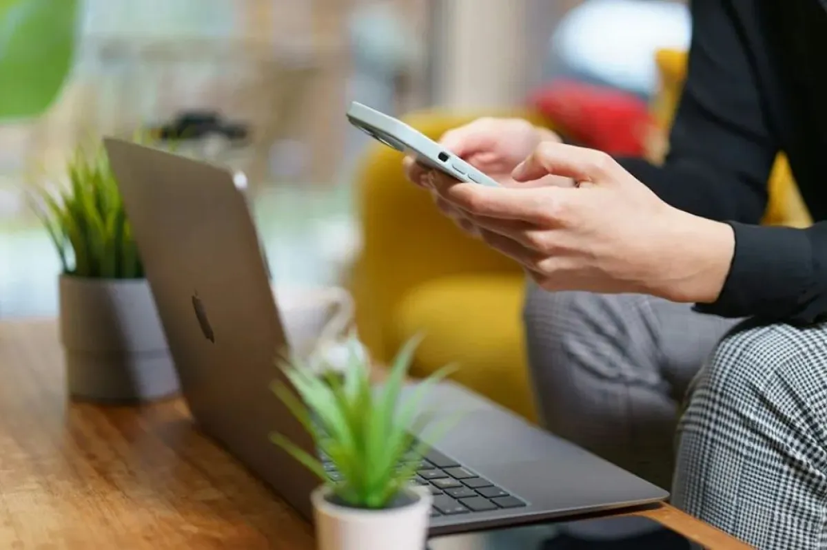 Neuquén implementa un chatbot de inteligencia artificial para consumidores